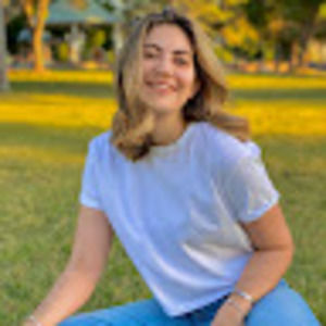 Meet your Posher, Daniella